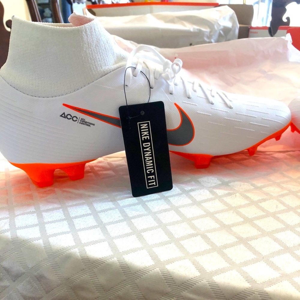 Nike Superfly 6 Pro FG Soccer Cleats